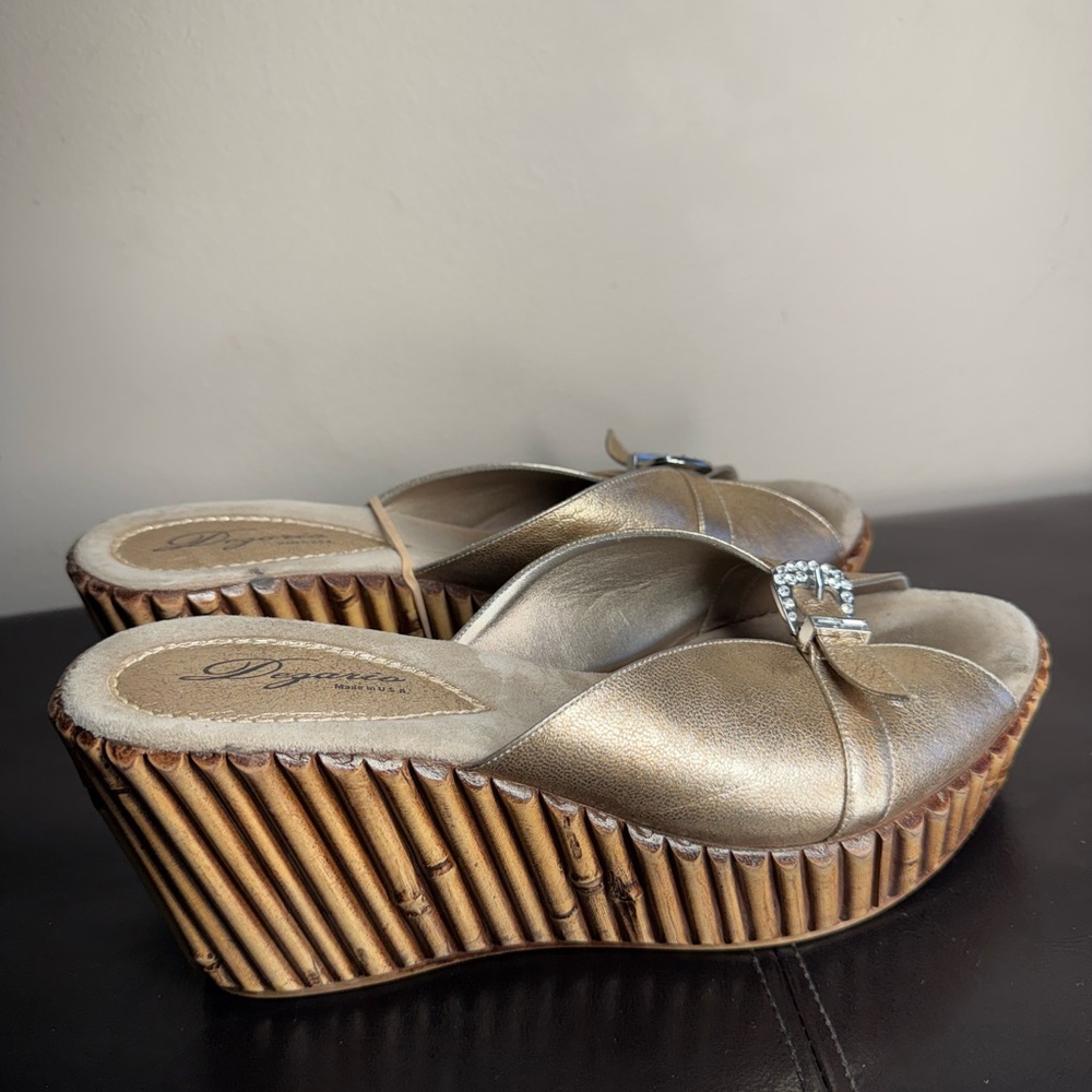 Dezario Women's Platform Wedge Slide Sandals Gold Brown size 40/9 US